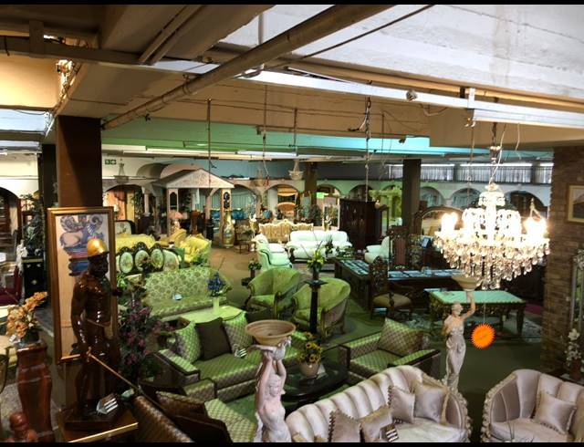 4,590M² WAREHOUSE FOR SALE IN SELBY